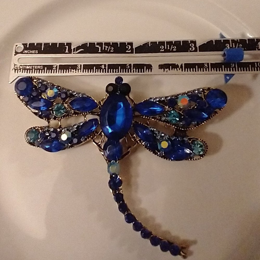 Gorgeous Rhinestone Dragonfly Brooch - Picture 2 of 4